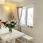 Ammos Boutique Rooms-seafront In 3* אלפוניסוס