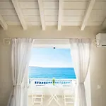 Ammos Boutique Rooms-seafront In אלפוניסוס