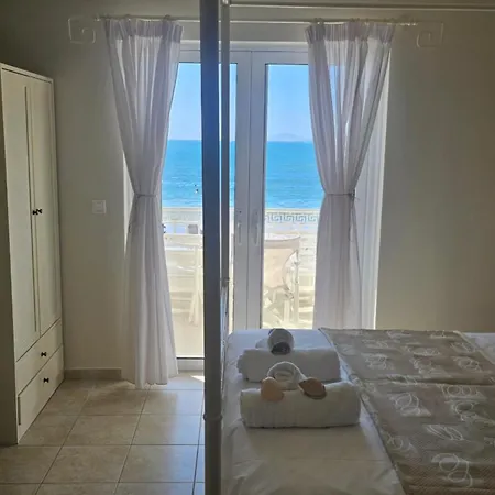 Hotel Ammos Boutique Rooms-white Refined By The Sea In Town Elafonissos