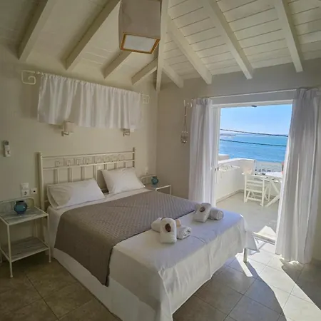 Hotel Ammos Boutique Rooms-white Refined By The Sea In Town 3*