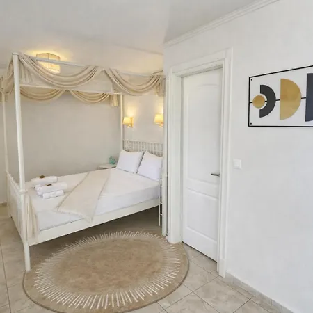 Ammos Boutique Rooms-seafront In 3*