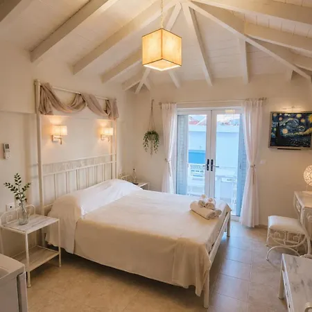 Ammos Boutique Rooms-seafront In Hotel Elafonissos