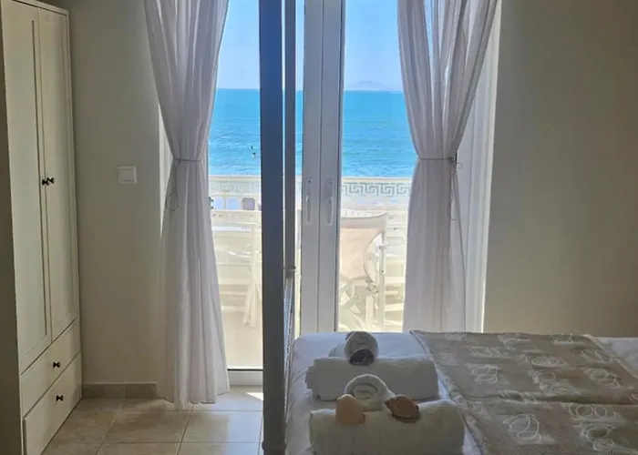 Hotel Ammos Boutique Rooms-white Refined By The Sea In Town Elafonissos