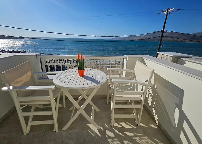 Ammos Boutique Rooms-white Refined By The Sea In Town