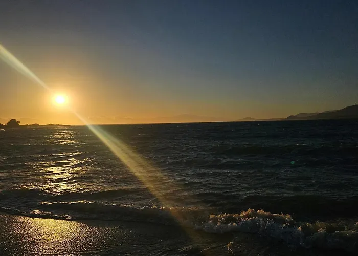 فندق Ammos Boutique Rooms-seafront In