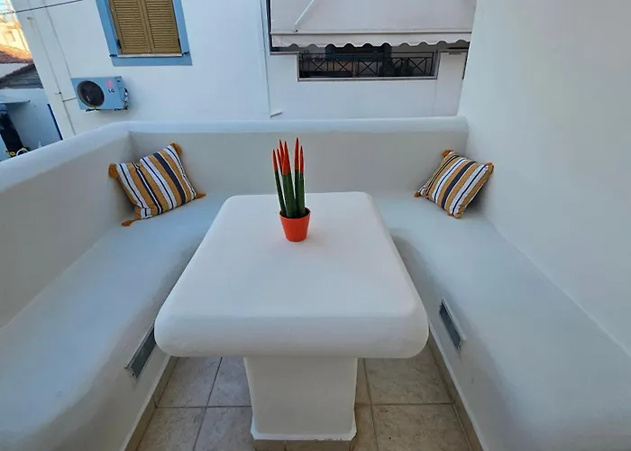 Ammos Boutique Rooms-seafront In فندق 3*