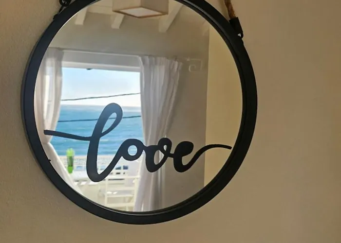 Ammos Boutique Rooms-white Refined By The Sea In Town Hotel Elafonissos