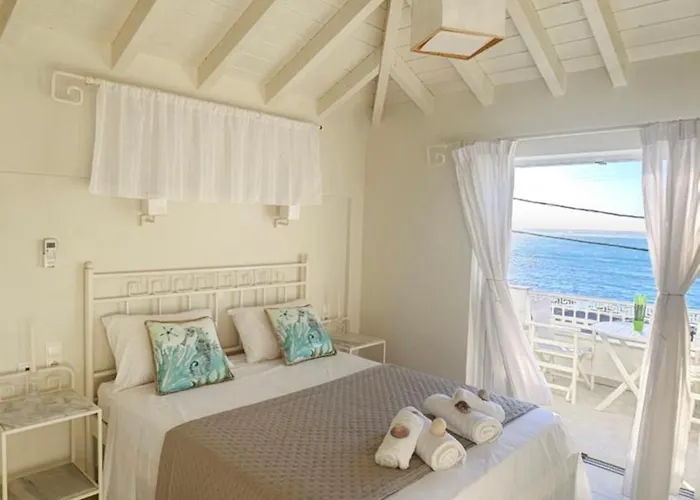 Ammos Boutique Rooms-seafront In 酒店 艾拉方索斯