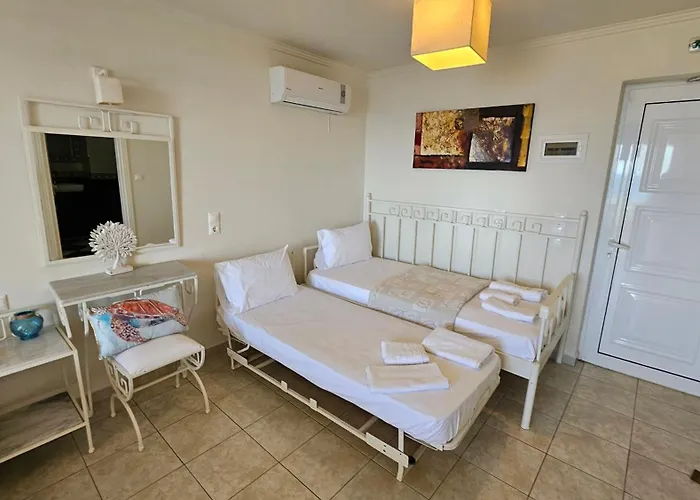 Ammos Boutique Rooms-seafront In 3* إيلافونيسوس