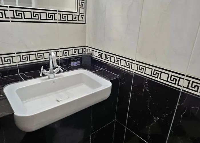 Ammos Boutique Rooms-seafront In فندق إيلافونيسوس