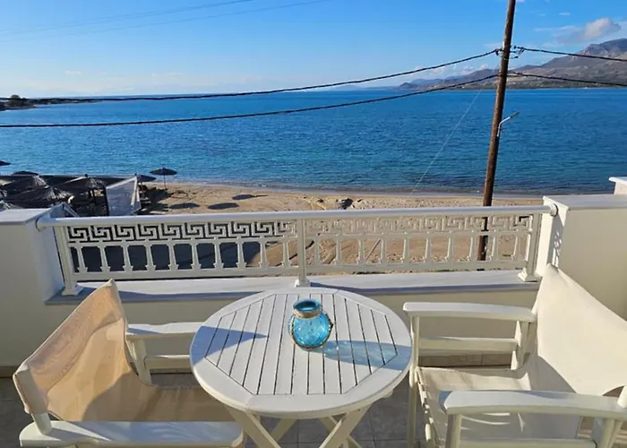 Hotel Ammos Boutique Rooms-white Refined By The Sea In Town