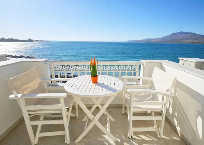 Ammos Boutique Rooms-seafront In